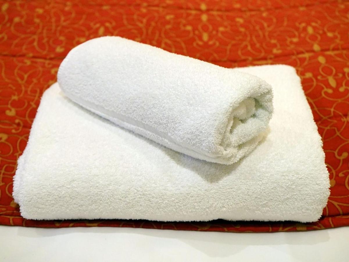 Oyo 72519 Meera Bhawan Hotel Vrindavan Ngoại thất bức ảnh